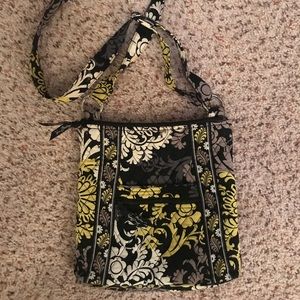 Medium Baroque crossbody Vera Bradley. Retired print